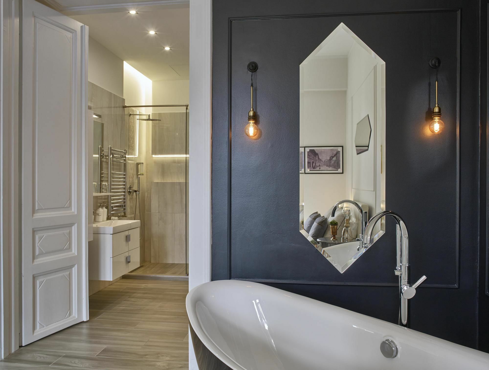 7Seasons Central Suites Budapest Eksteriør billede