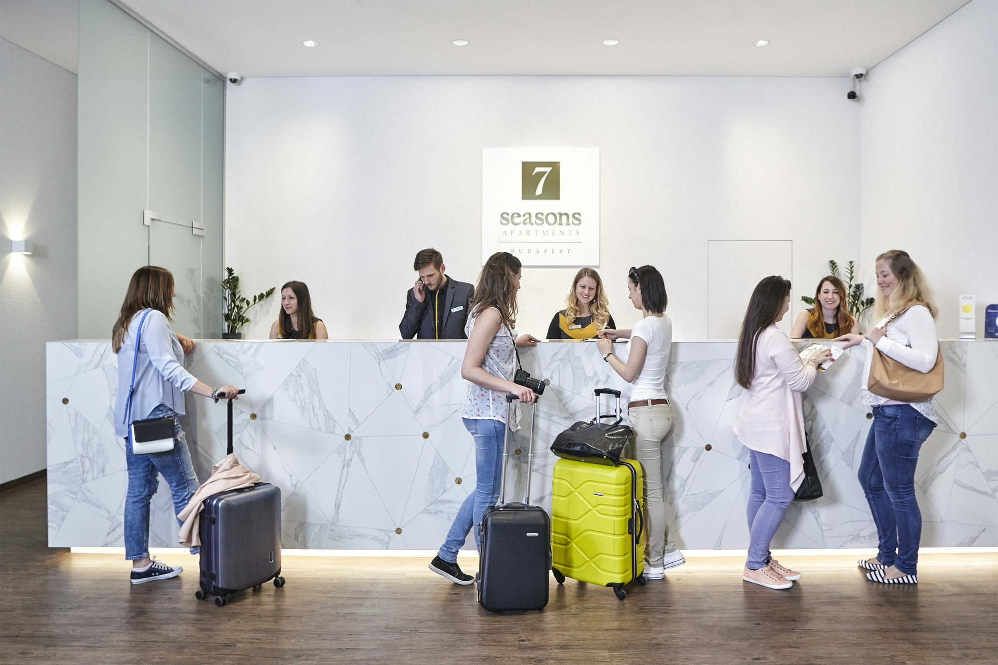 7Seasons Central Suites Budapest Eksteriør billede
